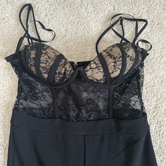 NWOT Black lace see through jumper - Picture 2 of 4